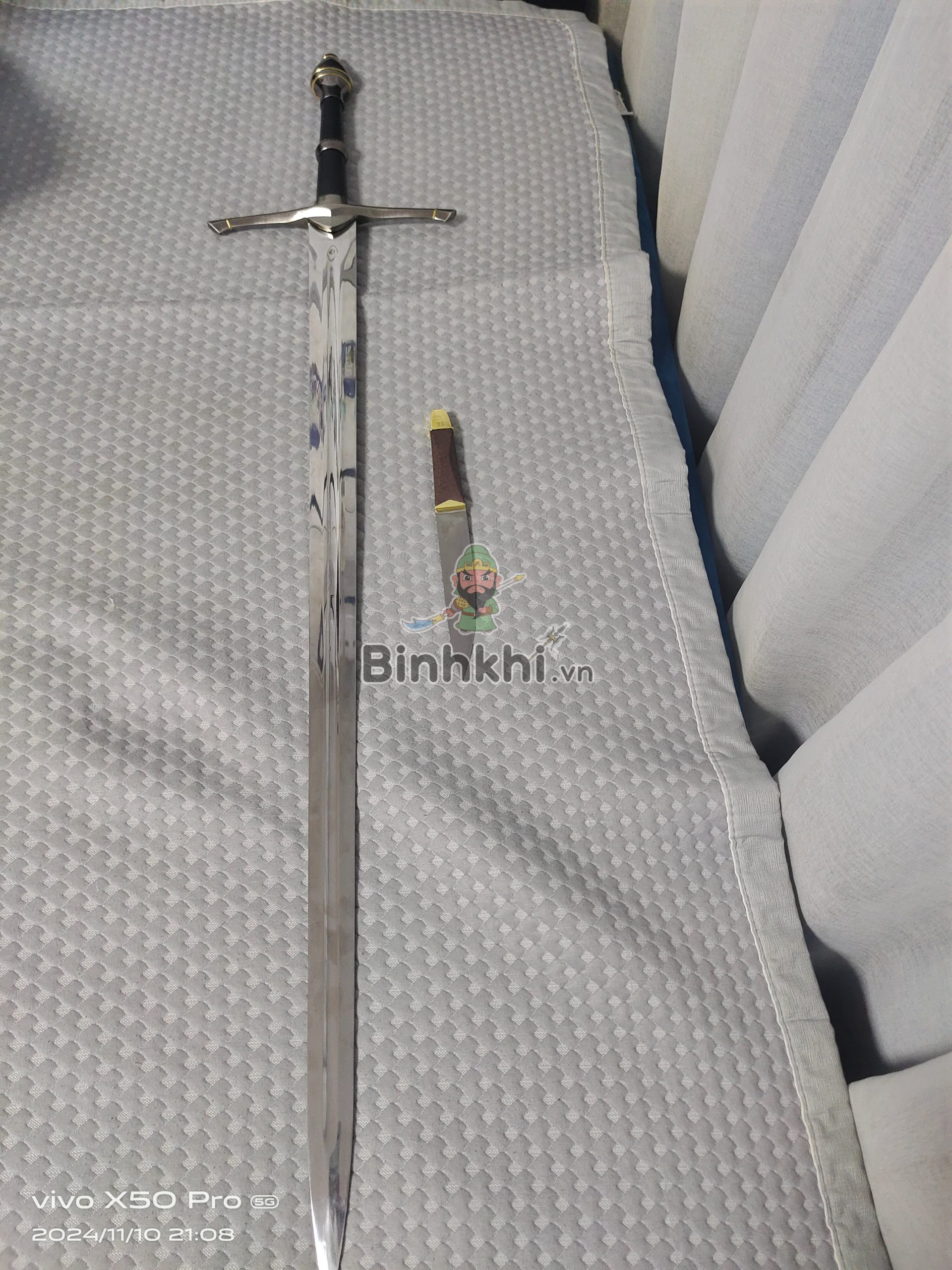 Ranger Sword 2 scaled